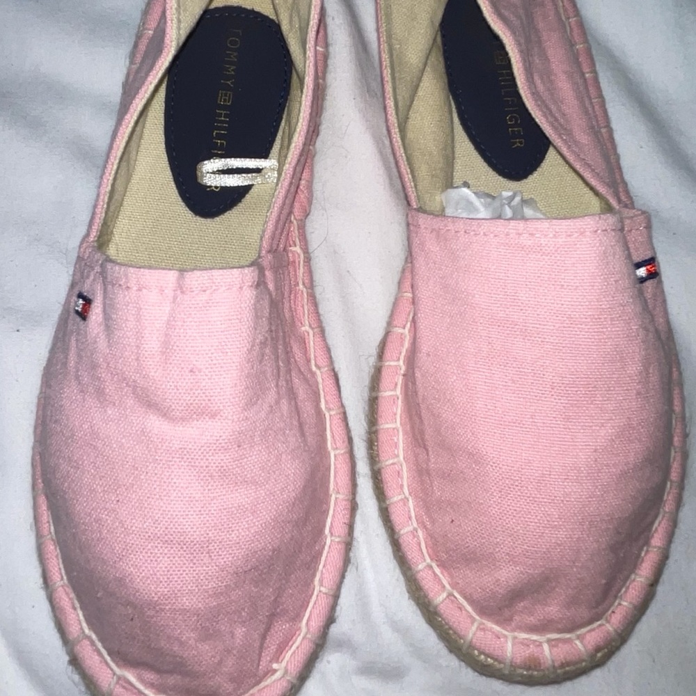 New Tommy Hilfiger espadrille Sz 2 1/2